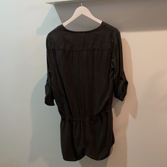 Bella Dahl Romper - Picture 2 of 3